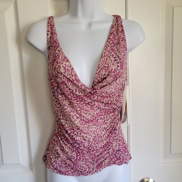Diane Von Furstenberg Tops - NWT Vintage Y2K Diane Von Furstenburg pink white floral sleeveless silk top